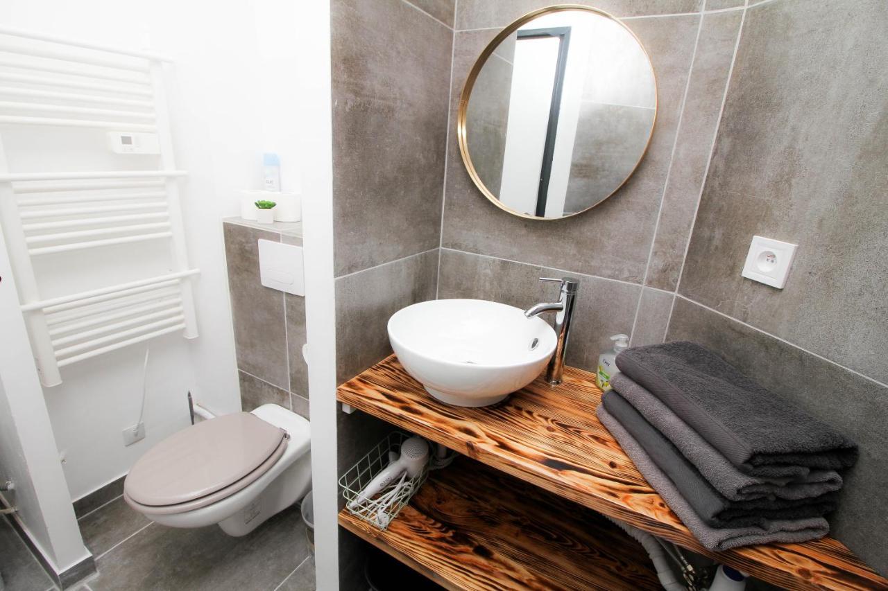 Charmant T2 En Coeur De Ville - 2 Lits + Lit Bebe - Wifi - Imprimante Carcassonne Ngoại thất bức ảnh